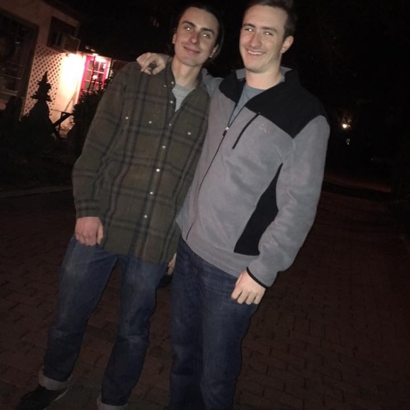 Meet your Posher, Max - Picture 1 of 1